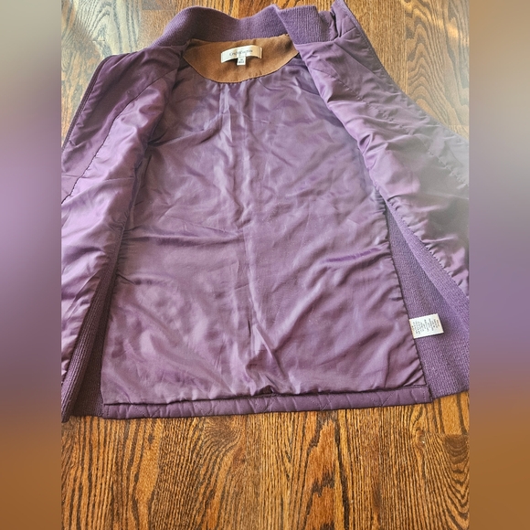 Croft & Barrow Women's Purple Quilted Vest - Picture 4 of 10